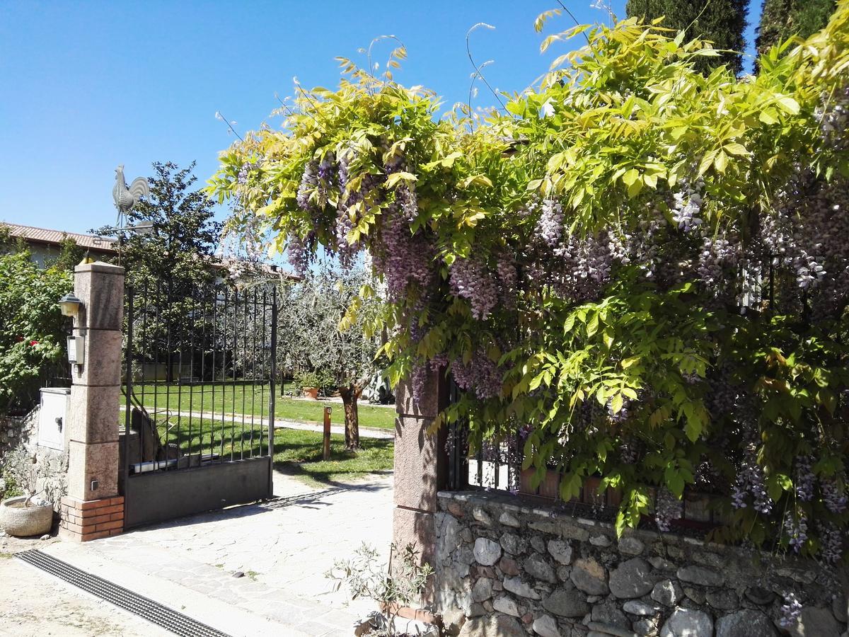 Corte Vallio Bed & Breakfast Desenzano del Garda Exterior photo